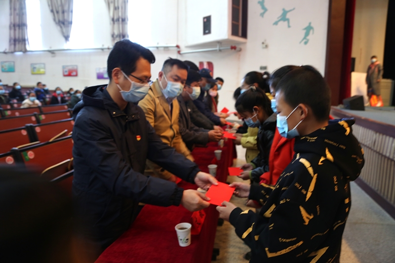 公益|ZOBO卓邦董事長(zhǎng)赴內(nèi)蒙古林西縣開展對(duì)口幫扶工作