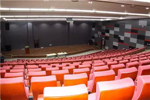高校校園多功能廳音響設備調試