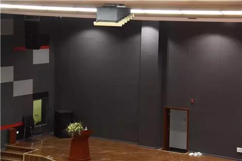 高校校園多功能廳音響設備調試