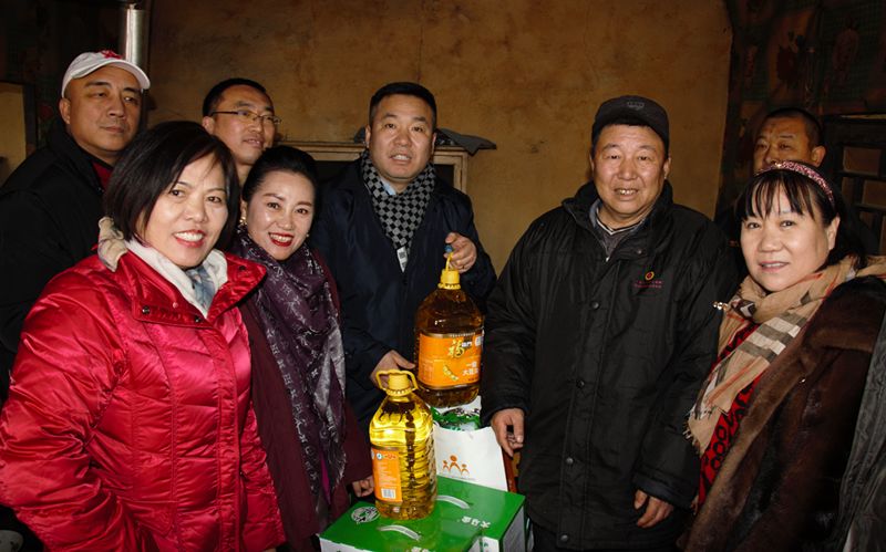 8愛照淶源，ZOBO卓邦黨支部寒冬送暖扶貧活動(dòng)